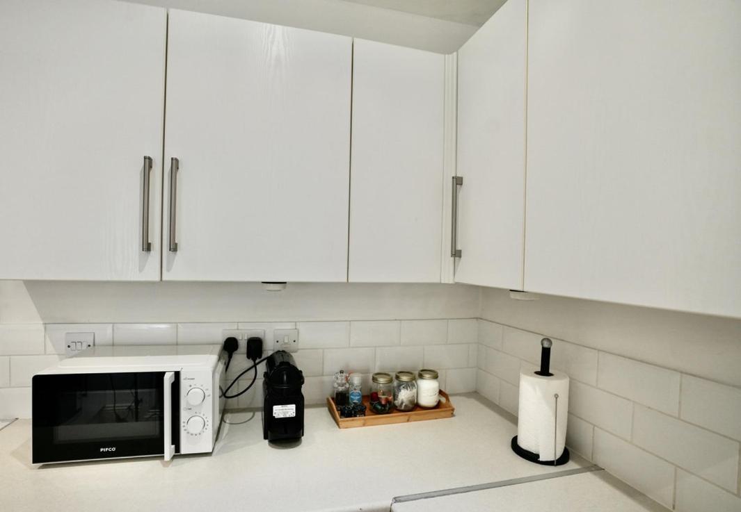 Spacious Two-Bedrooms House, Private Parking, Contractors, Relocators Oxford Esterno foto