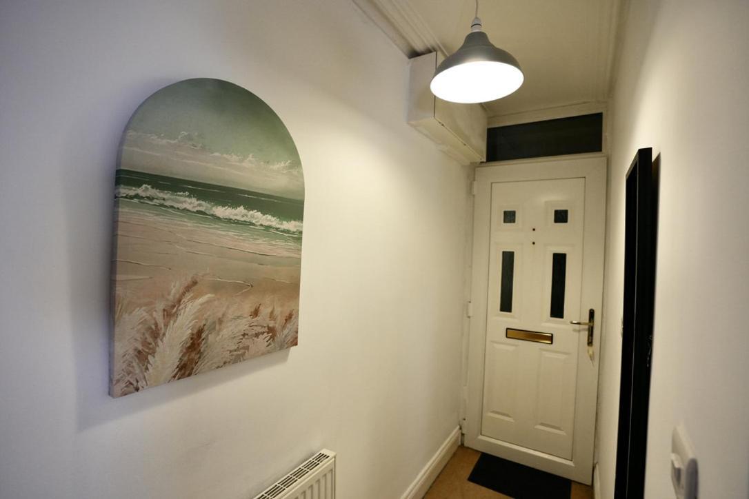 Spacious Two-Bedrooms House, Private Parking, Contractors, Relocators Oxford Esterno foto
