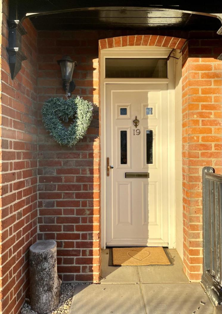Spacious Two-Bedrooms House, Private Parking, Contractors, Relocators Oxford Esterno foto